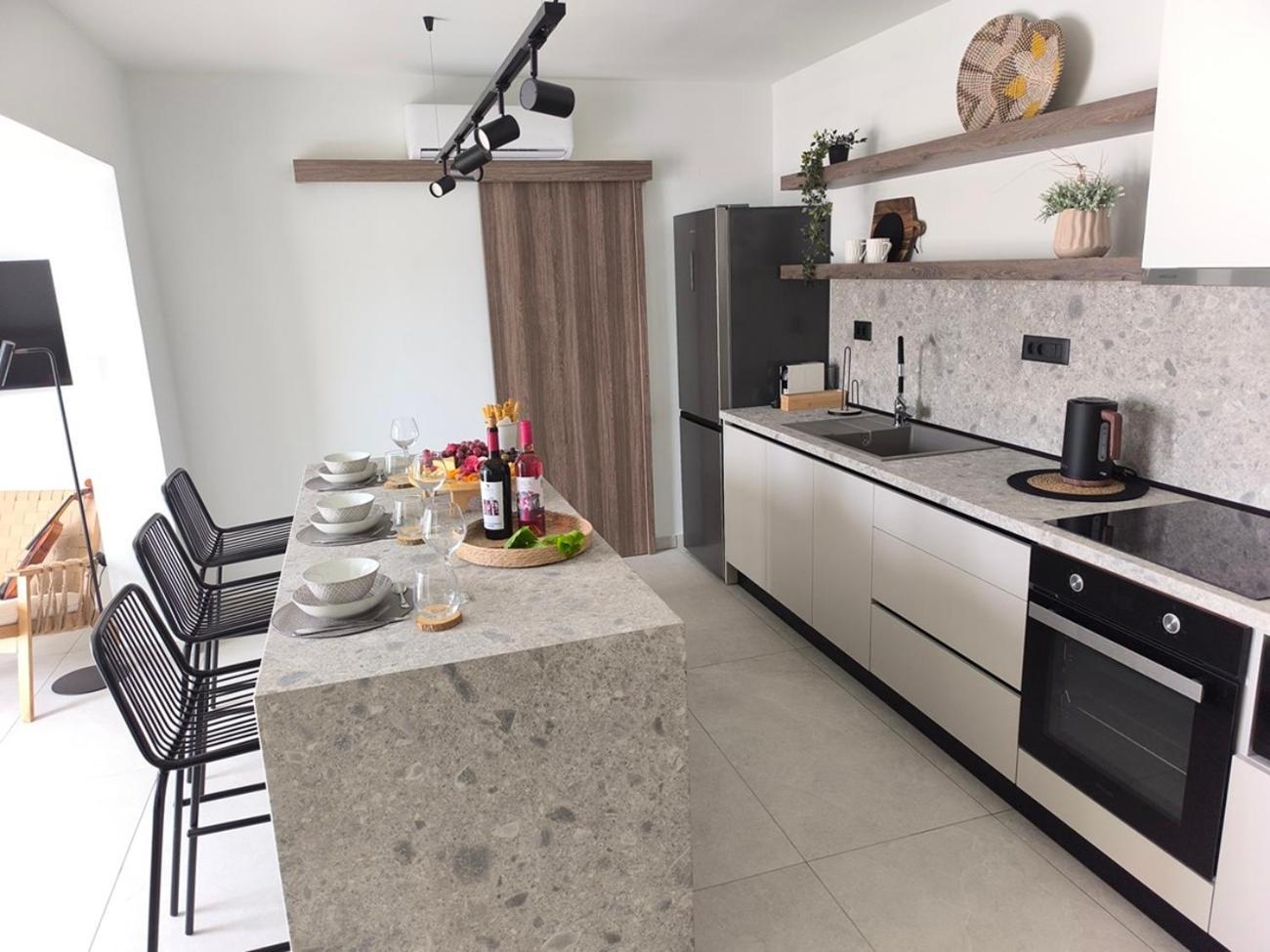 Valantina'S & Mannouel Lardos Luxury Villas Exteriör bild