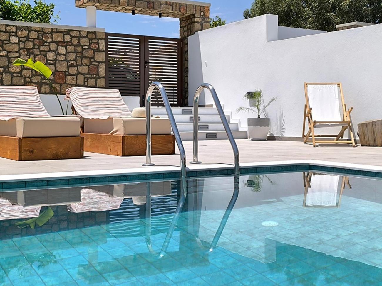 Valantina'S & Mannouel Lardos Luxury Villas Exteriör bild