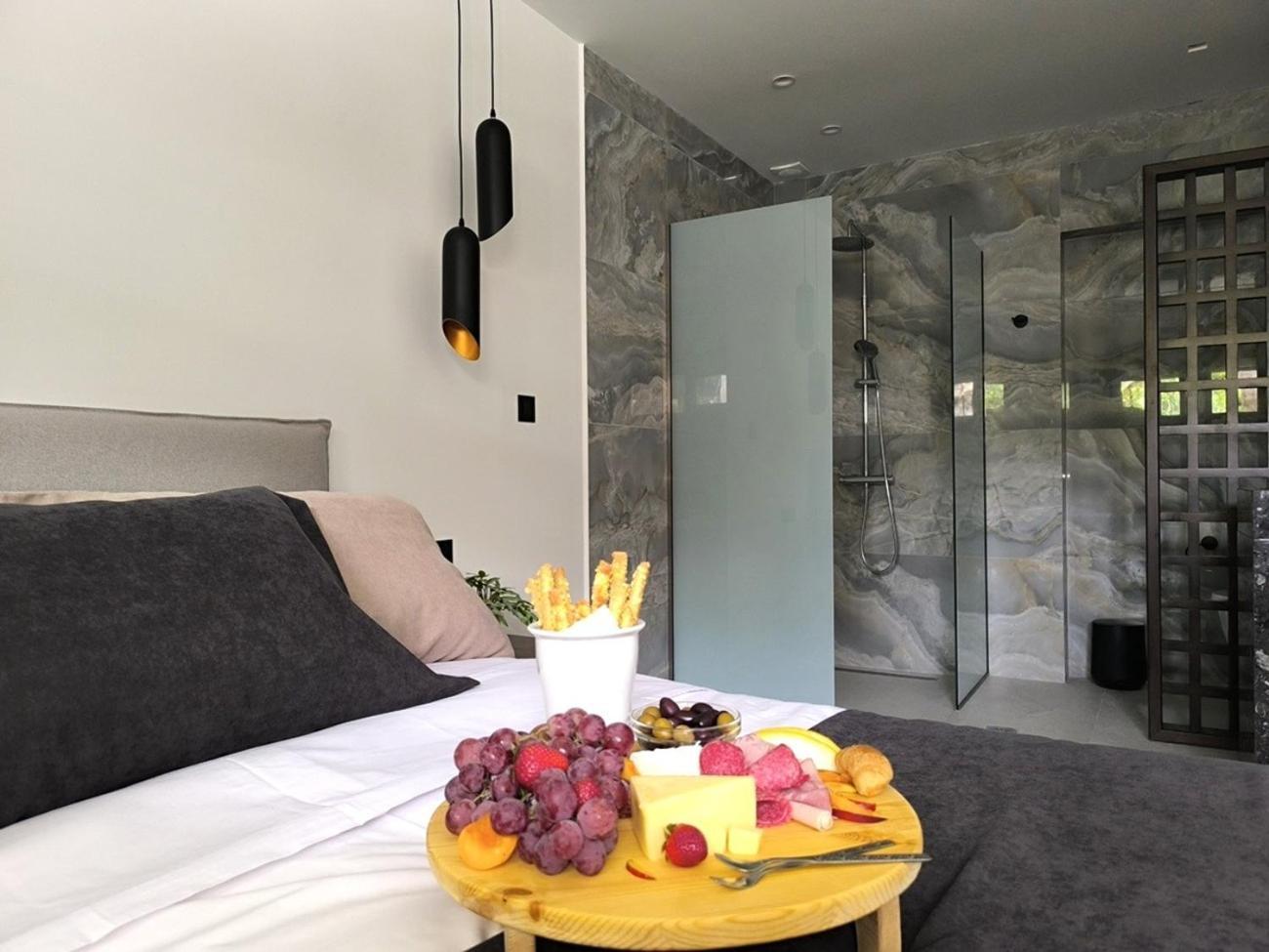 Valantina'S & Mannouel Lardos Luxury Villas Exteriör bild