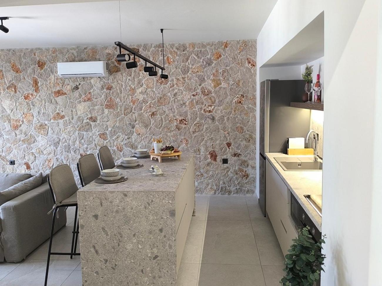 Valantina'S & Mannouel Lardos Luxury Villas Exteriör bild