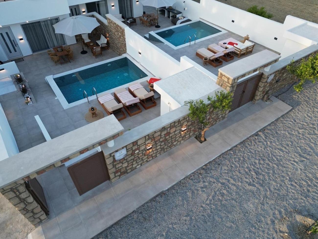 Valantina'S & Mannouel Lardos Luxury Villas Exteriör bild